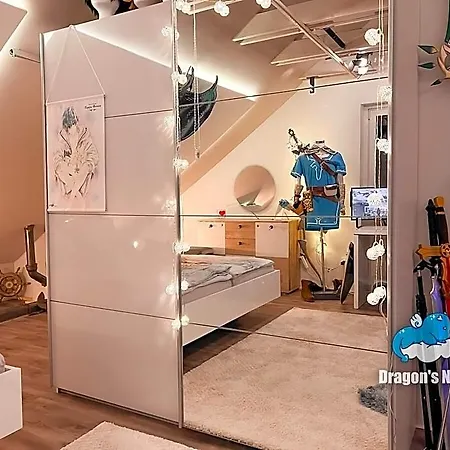 Dragon's Nest: Cozy & Modern Attic Loft Nuremberg Hotel